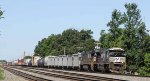 NS 2656 leads train 158 northbound